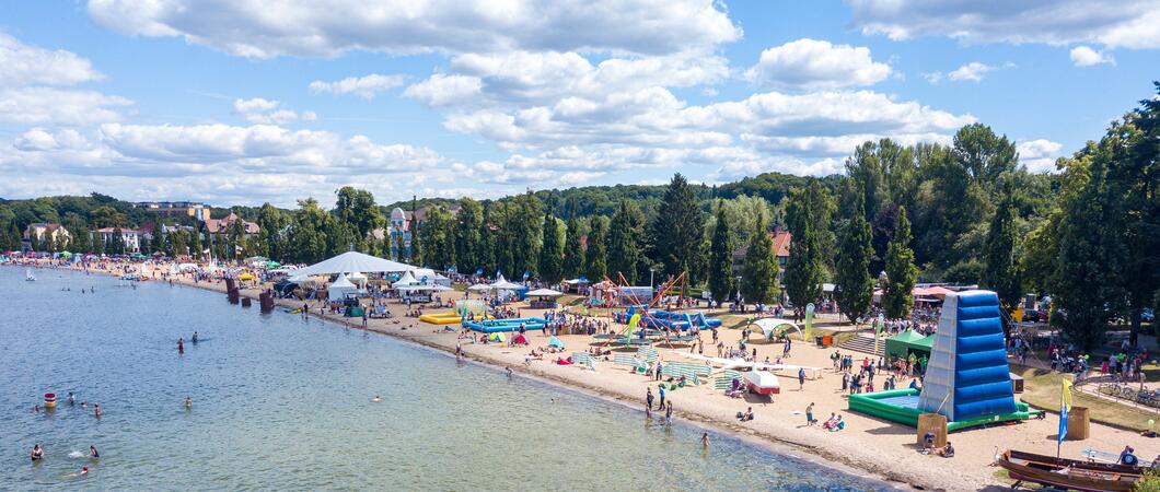 Bewegung, Spaß und Unterhaltung am Strand, am Wasser und auf der Insel – das ist das Insel- und Strandfest der Stadtwerke Schwerin GmbH