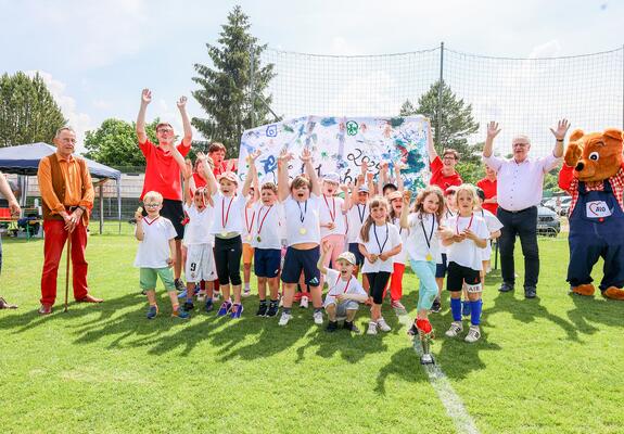 Der sportliche Höhepunkt der AWO-Vorschulkinder – das jährliche Fußballturnier um den begehrten Pokal