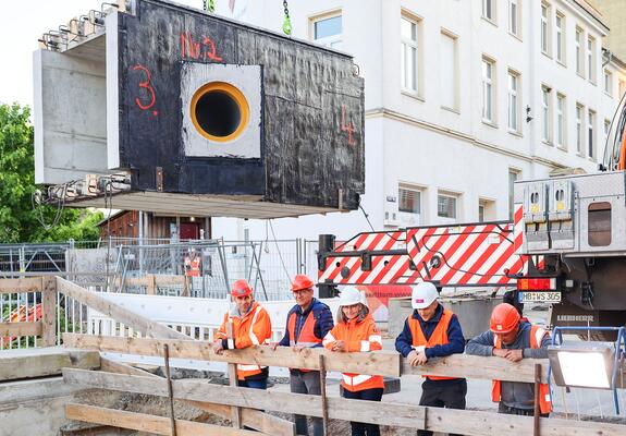 Spektakuläre Szenen spielten sich an der Baustelle ab