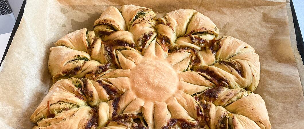 Leckeres Zupfbrot eignet sich als Snack für ein Picknick im Sommer, Fotos: WGS
