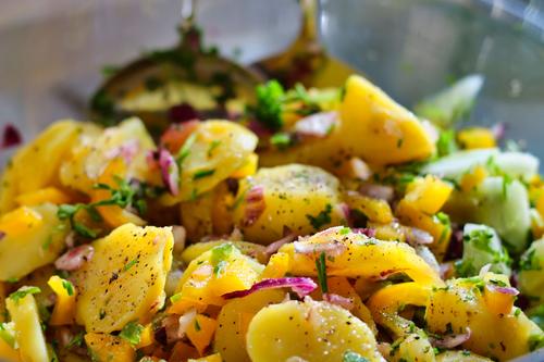 Hauspost Honig im Topf Kartoffelsalat c pixabay