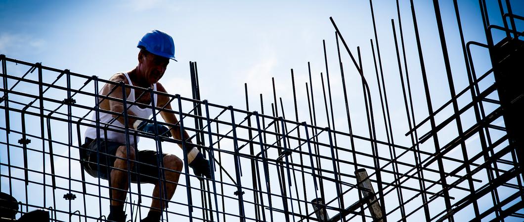 Vom Eigenheim bis zum Mehrfamilienhaus: In Schwerin wurden im vergangenen Jahr 370 neue Wohnungen gebaut. Das teilt die Industriegewerkschaft Bauen-Agrar-Umwelt (IG BAU) unter Berufung auf aktuelle Zahlen des Statistischen Bundesamtes mit.