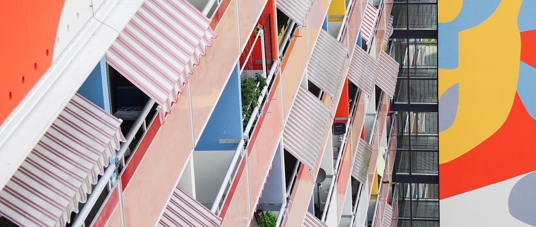 Das bunte Hochhaus in der Rahlstedter Straße