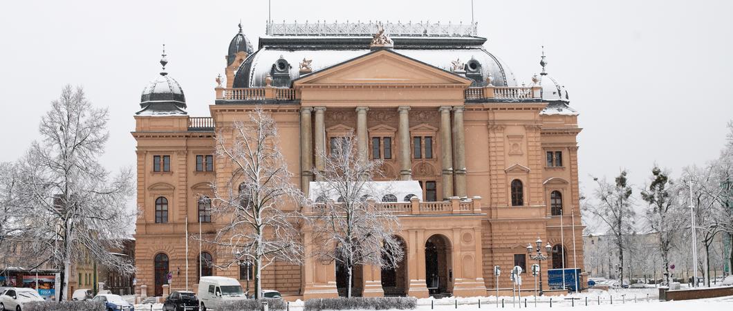 Für Menschen mit Booster-Impfung gilt die 2G-Regel im Mecklenburgischen Staatstheaters