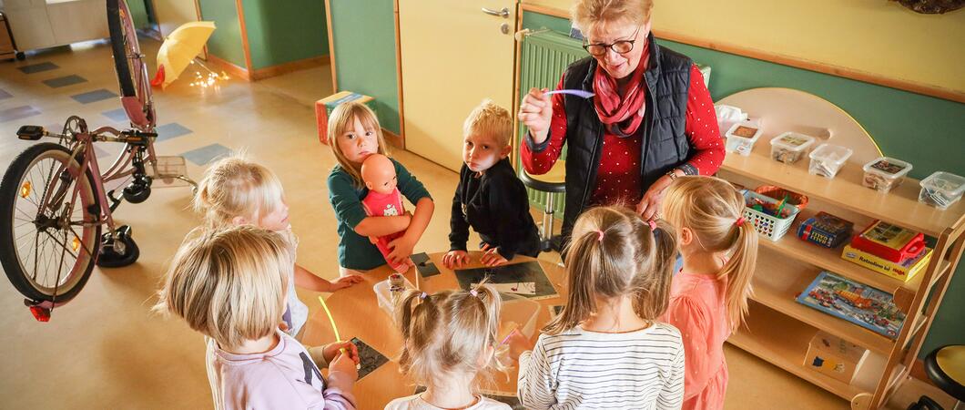 Die Spannung bei der Kita gGmbH steigt, denn zu Beginn des kommenden Jahres wird die neue Kita Kinderkosmos ihre Türen öffnen – und zwar nicht allein für die 18 Krippen- und 45 Kindergartenkinder,