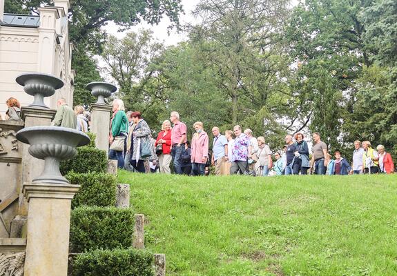 Zum Tag des Denkmals am 10. September lädt der SDS zum „Tag der Ruhe“ auf den Alten Friedhof der Landeshauptstadt ein. Die Veranstaltung bietet interessante Führungen und Wissenswertes für alle Generationen