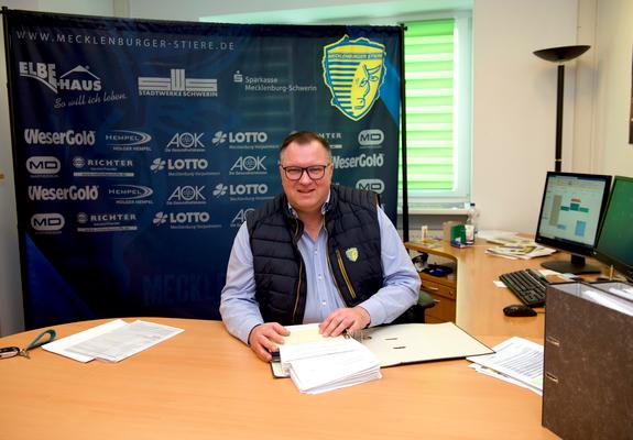 Stiere-Geschäftsführer Patrick Bischoff berichtet von den Herausforderungen für die aktuelle und die anstehenden Veränderungen in der folgenden Saison