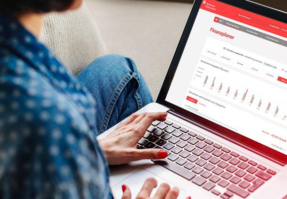 Digitaler Finanzplaner der Sparkasse ermöglicht Kunden ein innovatives Haushaltsbuch