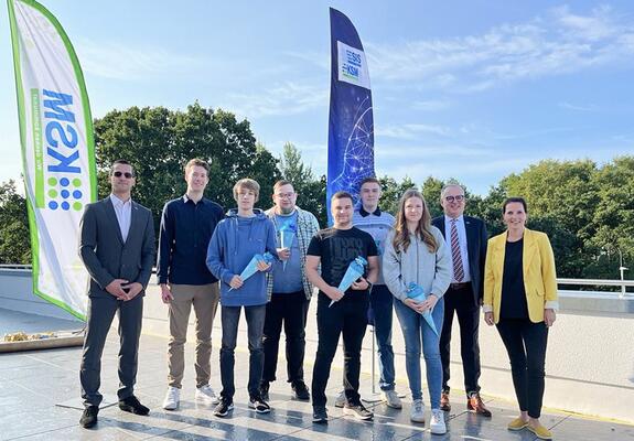 Mit Ausbildungsbeginn in diesem Jahr starten beim Unternehmensverbund SIS|KSM fünf junge Menschen ihren Weg zum Fachinformatiker für Systemintegration, Foto: SIS