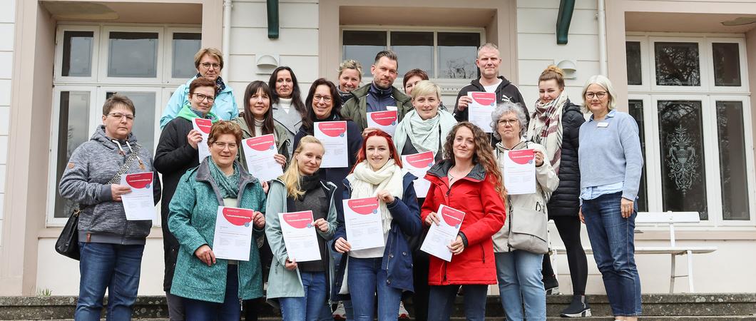 Mitte April schlossen die Teilnehmer den aktuellen Kurs als Hygienebeauftragte ab und sind nun Ansprechpartner in ihren Funktionsbereichen und Stationen, Foto: Martin Ulbrich
