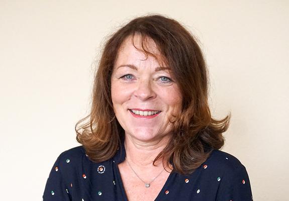 Seit mehr als 30 Jahren arbeitet Heike Leu für die WGS. Sie hat Hochbau studiert, den Fachwirt der Wohnungs- wirtschaft und den Bewertungssachverständigen gemacht. Im Oktober hat die Bauingenieurin die Leitung der Abteilung Technik übernommen.