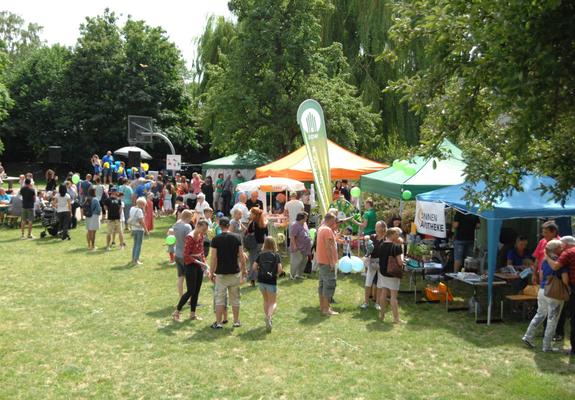 Aktionen, wie das jährliche Stadtteilfest, organisiert die Stadtteilkonferenz Lankow im Rahmen ihrer Präventionsarbeit