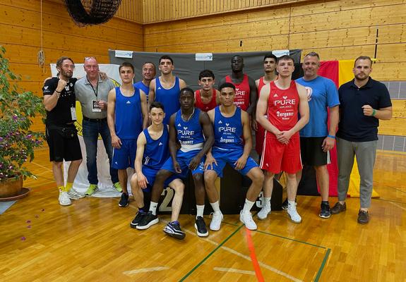 Das Team MV nahm erfolgreich an der Box-Elite-DM in Heidelberg teil, Foto: Boxclub TRAKTOR Schwerin