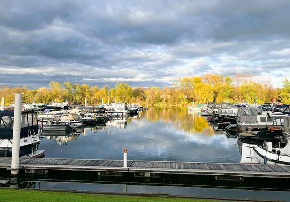 Von Schwerin über Maastricht und Honfleur nach Giverny – die Auftakt-Entdeckertour 2024 im Wohnmobil führte durch vier Länder vom Bonnifanten-Museum über den Garten von Monet und die Welterbestadt Brügge.