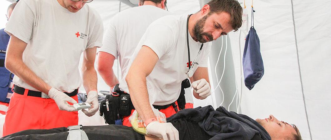Die Medical Task Force ist nicht nur in Mecklenburg-Vorpommern im Einsatz, sondern stellt bundesländerübergreifende Hilfeleistungen bei großen Schadenslagen, Foto: DRK Landesverband M-V