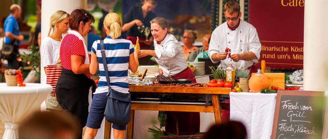 Beim GourmetGarten gibt es köstliche Speisen und Getränke rund um den Schlossgartenpavillon, Foto: Christian MOE Möller