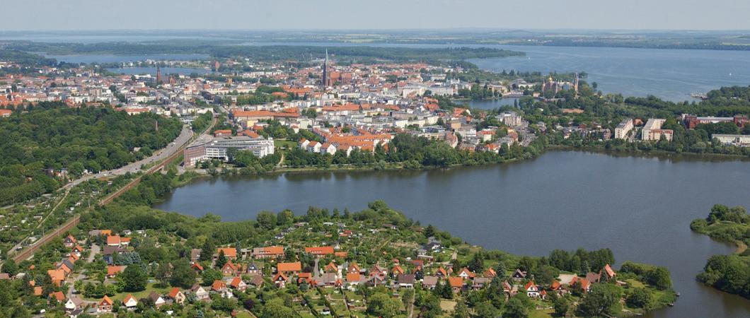 Ostorfer-See-Schwerin Luftbild c maxpress haupt