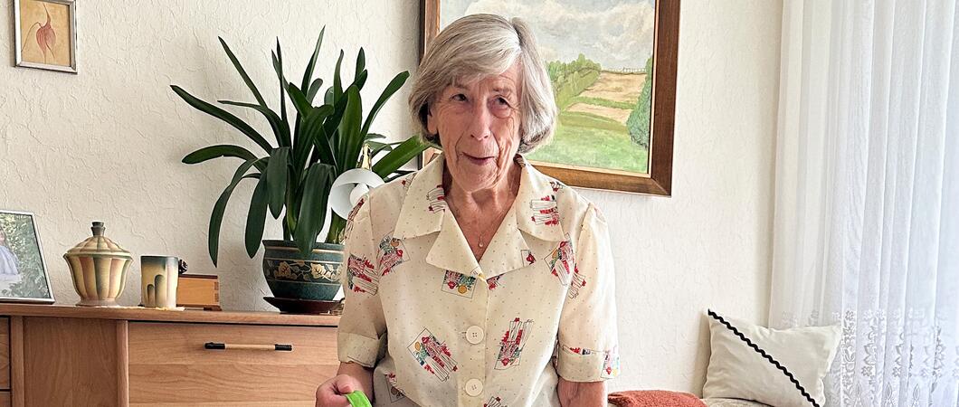 WGS-Mieterin Christa Bergmann liebt ihren Kleingarten und die Zeit, die sie dort an der frischen Luft verbringt. Von ihrer Wohnung in Lankow ist es nicht weit bis in die Natur.