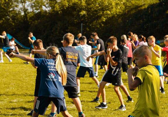 Beim Box-Sommercamp waren Atheleten aus Deutschland und Litauen dabei, Foto: BC Traktor Schwerin