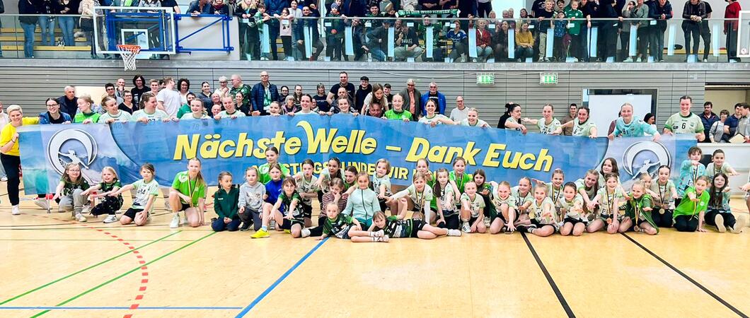 Der Drittligist SV Grün-Weiß Schwerin hat mit dem zweiten Platz und der damit verbundenen Aufstiegsrunde für die zweite Liga eine hervorragende Saison hinter sich. Viel Zeit für Erholung bleibt den Handballerinnen allerdings nicht.