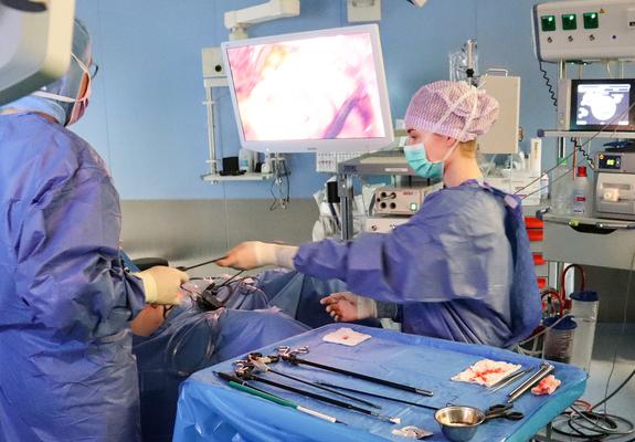 Eine besonders wichtige Aufgabe von Operationstechnische Assistenten ist die OP-Planung, Foto: Helios