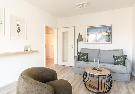 Die Einrichtung im Wohnzimmer verspricht Gemütlichkeit