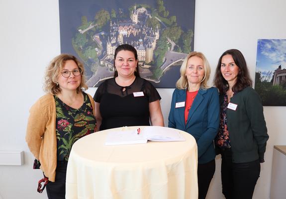 Das Team der AWO-Schwangerschaftsberatung, v.l.: Antje Paetsch, Anne-Kathrin Ehret, Jana Lampe und Leiterin Stefanie Henschel, berät kostenlos und anonym in Schwerin und Gadebusch