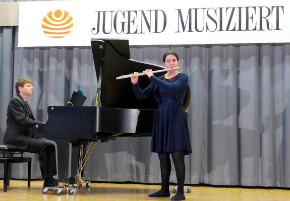 Am Wochenende 16. und 17.03.2024 wurde der Landeswettbewerb Jugend musiziert Mecklenburg-Vorpommerns in der Universitäts- und Hansestadt Rostock ausgetragen.