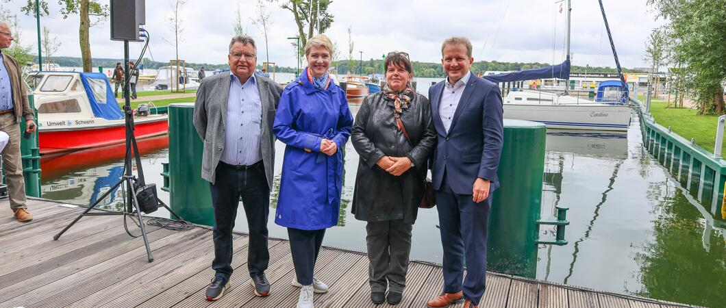 Mit dem Fahrgastschiff auf die Insel Kaninchenwerder übersetzen und bei einem Spaziergang die Natur genießen, dieses Vergnügen ist ab dem kommenden Wochenende wieder möglich.