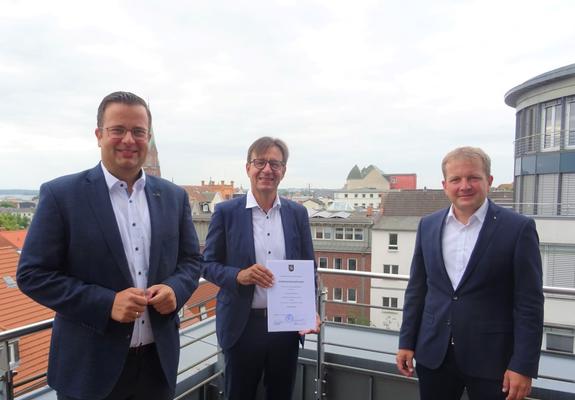 Seit Juli 2014 ist Bernd Nottebaum erster Stellvertreter des Oberbürgermeisters und Beigeordneter für Wirtschaft, Bauen und Ordnung in der Landeshauptstadt Schwerin.