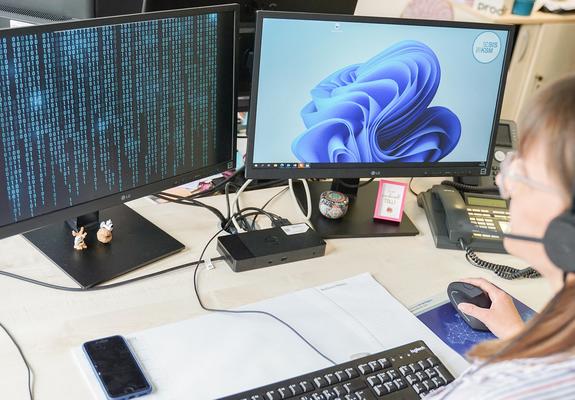 Die Zielgrade ist überquert – Es ist geschafft. Seit der Cyberattacke im Oktober 2021 ist ein halbes Jahr vergangen. Gemeinsam hat die SIS im Verbund mit der KSM viele Hürden erfolgreich gemeistert und ist als kommunaler IT-Unternehmensverbund gestärkt
