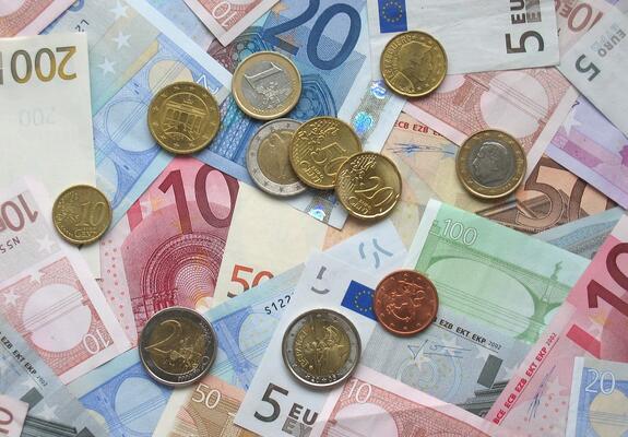 Schwerins Haushalt gerät 2024 weiter unter Druck. Die Prognose der Finanzverwaltung beziffert die Haushaltsverschlechterung gegenüber der Planung mit über 27 Mio. Euro Oberbürgermeister Rico Badenschier hat deshalb eine Haushaltssperre verfügt: