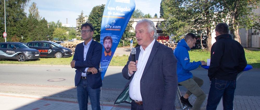 Seit fünf Jahren engagieren sich die Stadtwerke Schwerin für den Glasfaserausbau in der Landeshauptstadt. Durch die jahrelange Erfahrung in der Planung, Errichtung und dem Betrieb von Leitungsnetzen ist das kommunale Unternehmen ein kompetenter Partner au