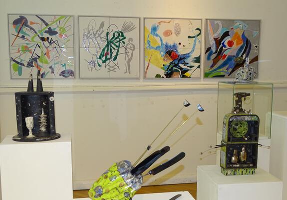 Die Ausstellung „Bildhafte Keramik“ läuft bis zum 10. September im Kunstverein Wiligrad, Foto: Kunstverein Wiligrad