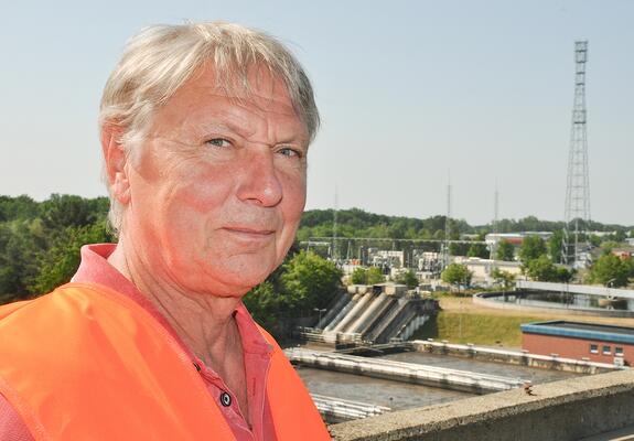 Jörg Flissakowski kennt sich aus mit der Schweriner Wasserversorgung, Foto: maxpress