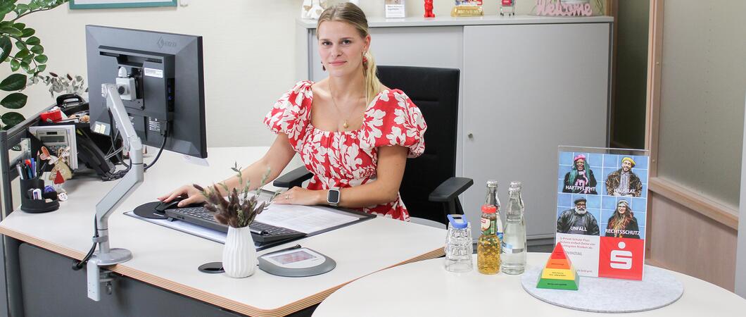 Melina Fredrich, Privatkundenberaterin in der Geschäftsstelle am Marienplatz, gibt Einblicke in ihre Tätigkeit