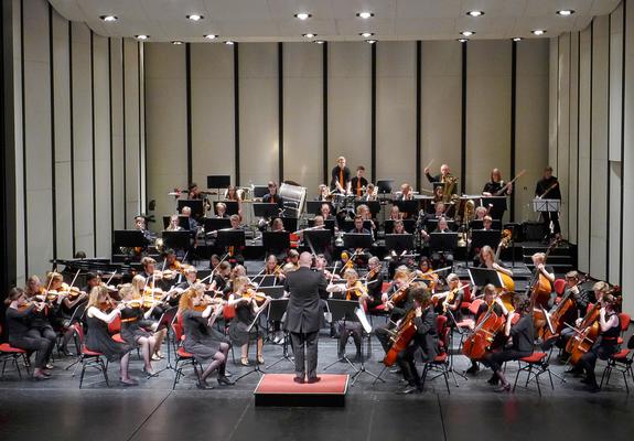 JSO im Mecklenburgischen Staatstheater