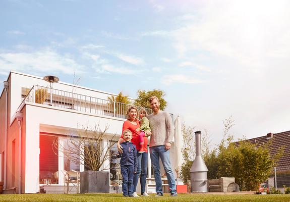 Bausparen lohnt sich für die ganze Familie – nicht allein für den Kauf, Bau oder die Modernisierung von Eigentum. Der Staat honoriert die Altersvorsorge zusätzlich