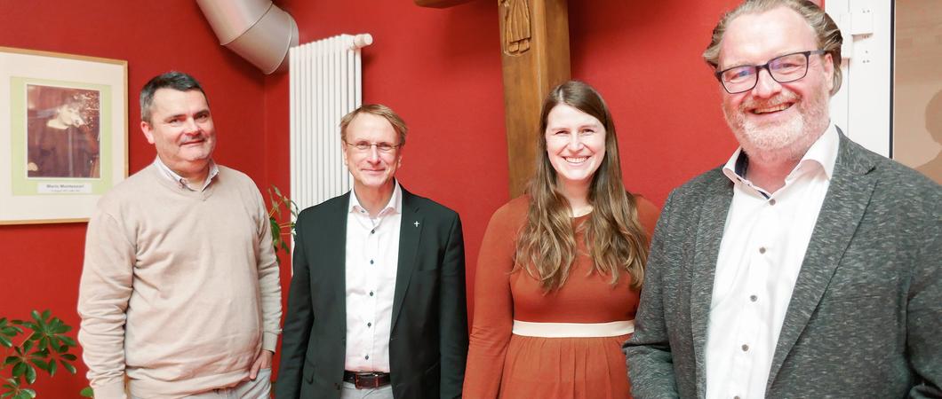 „Groß werden“, „Aktiv lernen“, „Alt werden“ und „Teilhaben können“ heißen die Bereiche der Diakonie Westmecklenburg-Schwerin, in denen der Unternehmensverbund Angebote für Kita-Kinder, Schüler, Jugendliche und Erwachsene bereithält.