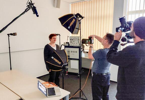 Mit einem Fotoshooting möchte Dr. Kristina Lenz ihren Patienten zeigen, welche Erfolge sie bereits erreicht haben.