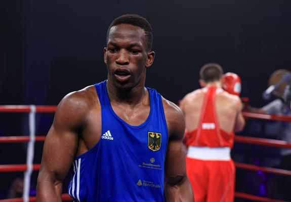 Finale verloren, EM-Silber gewonnen. BC Traktor-Kämpfer Kevin Boakye-Schumann hat das Mittelgewichts-Finale gegen Nikita Voronov (Russland) bei der U22-Europameisterschaft im italienischen Roseto degli Abruzzi verloren.