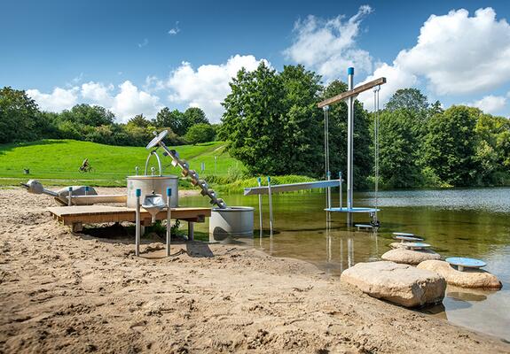 Das Grillverbot an Plätzen wie dem Lankower See wurde aufgehoben, Foto: maxpress