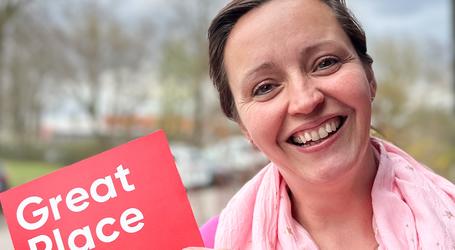 Katja Grigo arbeitet in der Verwaltung und hat gerne an der Umfrage teilgenommen, Fotos: Dreescher Werkstätten