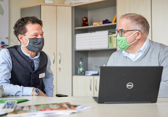 Dr. Marc Baenkler (l.) übergibt eine bestens aufgestellte Region an seinen Nachfolger und Vorgänger Franzel Simon