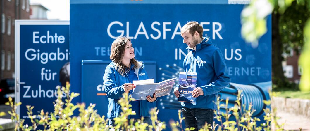 Mehrere tausend Haushalte sind bereits an das Glasfasernetz des kommunalen Versorgers angeschlossen und werden über die derzeit 37 Aktivstandorte mit Highspeed-Internet versorgt.