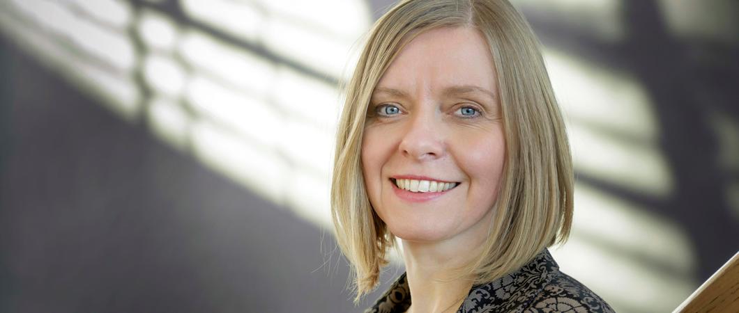 Die ehemalige Operndirektorin des Mecklenburgischen Staatstheaters und heutige Intendantin des Landestheaters Schleswig-Holstein, Dr. Ute Lemm, spürt in ihrer Heimatstadt der städtischen Wagner-Geschichte nach