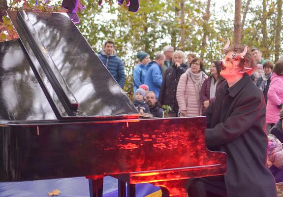 Das Klaviertrio Be-flügelt bietet verrückte Geschichten am Klavier, Fotos: Ahoi Schwerin, Birgit Eilenberger, Andreas Gambka, Andreas Dürst