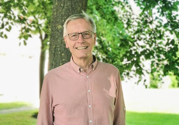 15 Kitas und vier Horte der Kita gGmbH werden vom ZGM – dem Zentralen Gebäudemanagement der Stadt Schwerin – vermietet. Ulrich Bartsch ist seit 2012 Werkleiter und hat seitdem Modernisierungen und Neubauten zahlreicher Einrichtungen begleitet.