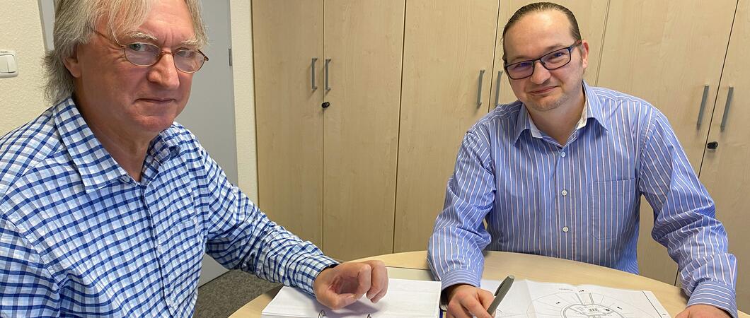 V.l.: Volkhardt Zillmann und Christian Friederich betreuen die Baumaßnahme
