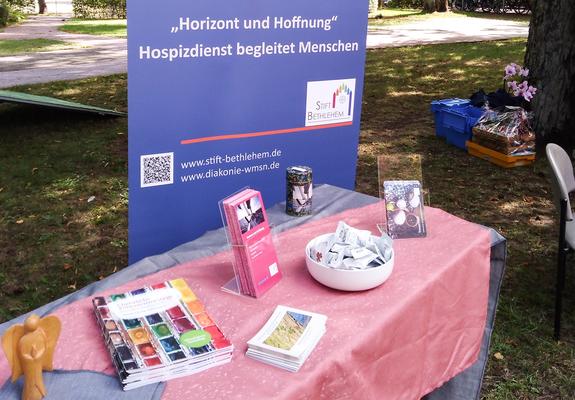 Ein neuer Vorbereitungskurs für Ehrenamtliche, Infostände, Gespräche in Kirchengemeinden, der Welthospiztag und natürlich das Wichtigste: Begleitung von schwerkranken und sterbenden Menschen – 2022 war ein erfülltes Jahr.